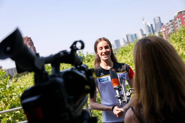 Frankfurt am Main, July 30, 2026: Darja Varfolomeev (TSV Schmiden) im interview, Frankfurt Skyline during a media day from Deutscher Turner-Bund (DTB) ahead of the Rhythmic gymnastics, Rhythmische Sportgymnastik, RSG World Championships at Festhalle Frankfurt (Aug. 12 16.2026) *** Frankfurt am Main, July 30, 2026: Darja Varfolomeev of TSV Schmiden in an interview; the Frankfurt skyline during a media day organized by the German Gymnastics Federation (DTB) ahead of the Rhythmic Gymnastics World Championships at the Festhalle Frankfurt, August 12–16, 2026 Copyright: HMBxMedia JoaquimxFerreira