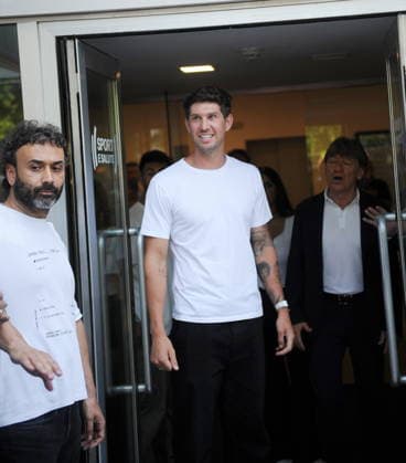 RECORD DATE NOT STATED IPA87112630 - Milan, photo by Mimmo Carriero—John Stones, defender for Manchester City and the England national team, Nationalteam arrives at Linate Airport this morning; after undergoing medical exams at Humanitas in Rozzano, he heads to CONI for a physical examination before going to the club’s headquarters to sign with Inter.  Copyright: xx xx 0863027224st