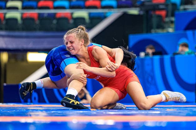 U17, U 17 Wrestling World Championships 53kg WW - Rion Ogawa (JPN) df. Lea Maria Lingscheidt (GER) *** U17 Wrestling World Championships, 53kg Open Weight: Rion Ogawa (JPN) defeated Lea Maria Lingscheidt (GER) Copyright: xUnitedxWorldxWrestlingx xAmirrezx UWW-U17-WC-BAKU-2026