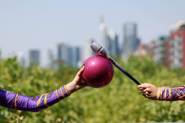 Frankfurt am Main, July 30, 2026: symbolic photo of gymnastics, Frankfurt Skyline during a media day from Deutscher Turner-Bund (DTB) ahead of the Rhythmic gymnastics, Rhythmische Sportgymnastik, RSG World Championships at Festhalle Frankfurt (Aug. 12 16.2026) *** Frankfurt am Main, July 30, 2026: A symbolic photo of gymnastics and the Frankfurt skyline taken during a media day hosted by the German Gymnastics Federation (DTB) ahead of the Rhythmic Gymnastics World Championships at the Festhalle Frankfurt, August 12–16, 2026 Copyright: HMBxMedia JoaquimxFerreira