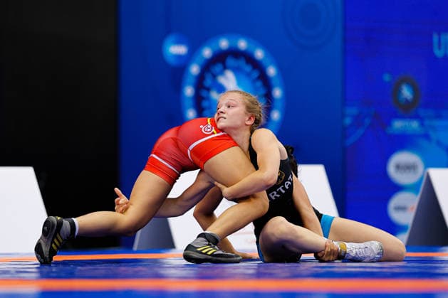 U17, U 17 Wrestling World Championships 46kg WW - Aiana Niiazbekova (KGZ) df. Frederika Grosse (GER) *** U17 Wrestling World Championships, 46 kg WW: Aiana Niiazbekova (KGZ) def. Frederika Grosse (GER) Copyright: xKostadinxAndonovx UWW-U17-WC-BAKU-2026