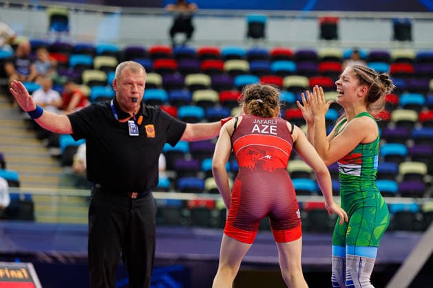 U17, U 17 Wrestling World Championships 46kg WW - Vivien Szentpal (HUN) df. Nuray Jafarli (AZE) *** U17 Wrestling World Championships, 46 kg WW: Vivien Szentpal (HUN) def. Nuray Jafarli (AZE) Copyright: xKostadinxAndonovx UWW-U17-WC-BAKU-2026