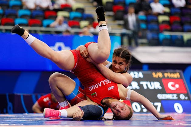 U17, U 17 Wrestling World Championships 61kg WW - Ozdenur Ozmez (TUR) df. Maryia Khrushchova (BLR) *** U17 Wrestling World Championships, 61 kg, WW: Ozdenur Ozmez (TUR) def. Maryia Khrushchova (BLR) Copyright: xKostadinxAndonovx UWW-U17-WC-BAKU-2026