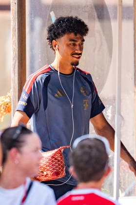Trainingslager, FC Bayern München am 29.07.2026 in Rottach-Egern Nathaniel Brown *** Training Camp, FC Bayern Munich on July 29, 2026, in Rottach Egern: Nathaniel Brown Copyright: xBahhoxKarax