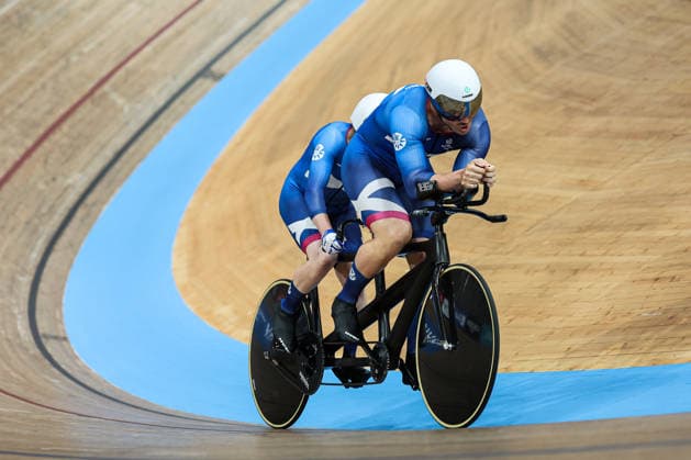 Glasgow 2026 Commonwealth Games Picture by Alex Whitehead SWpix.com - 30 07 2026 - Glasgow 2026 Commonwealth Games - Track cycling, Rad, Radsport, Bahnrad, Bahn and Para Track Cycling - Sir Chris Hoy Velodrome, Glasgow, Scotland - Men s Tandem B 1000m TT Final - Neil Fachie piloted by Aaron Pope of Scotland Glasgow Sir Chris Hoy Velodrome Scotland Copyright: x xSWpix.comx(t axPhotographyxHubxLtd)xAlexxWhitehead SWpix.comx SWP-3030-16061