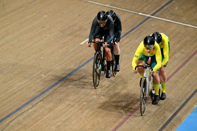 COM26 Track cycling, Rad, Radsport, Bahnrad, Bahn Jessie Hodges (pilot) and Emma Foy of New Zealand compete against Jacqueline Mengler-Mohr (pilot) and Jessica Gallagher of Australia during the Women s Tandem B Sprint Finals of the Glasgow 2026 Commonwealth Games at the Sir Chris Hoy Velodrome in Glasgow, Scotland, Thursday, July 30, 2026. ( NO ARCHIVING, EDITORIAL USE ONLY Glasgow United Kingdom  Copyright: xDEANxLEWINSx 20260731195392023014