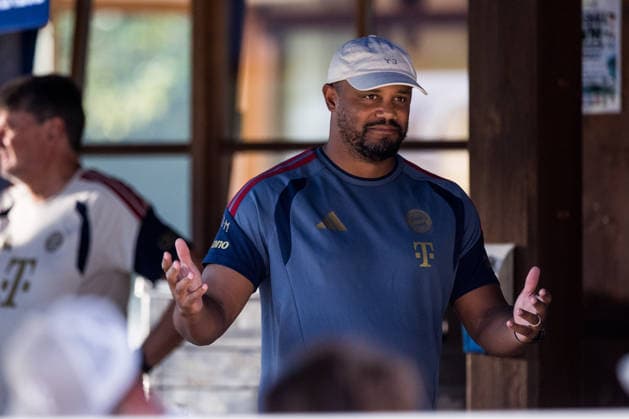 ROTTACH-EGERN, GERMANY - JULY 30: Vincent Kompany (Head Coach FC Bayern Muenchen) during a friendly game between FC Rottach-Egern vs. FC Bayern Muenchen at summer trainings camp of season 2026 27 of FC Bayern Muenchen in Rottach-Egern at Stadion am Birkenmoos on July 30, 2026 in Rottach-Egern, Germany. Bavaria Germany Copyright: xSteffiexWunderlx
