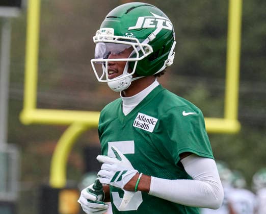 NFL, American Football Herren, USA 2026: NY Jets Training Camp JUL 30 New York Jet wide receiver Garrett Wilson (5) during training camp at the Atlantic Health Jets Training Center, Florham Park, New Jersey. Duncan Williams CSM (Credit Image: Duncan Williams Cal Media) Florham Park New Jersey United States EDITORIAL USE ONLY Copyright: xx ZUMA-20260730_zma_c04_010.jpg DuncanxWilliamsx csmphotothree507117