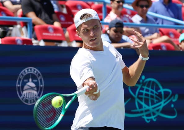 July 30, 2026, Washington, Illinois, USA: JAKUB MENSIK of Czech Republic during the match against B. Nakashima of USA in the second round of Mubadala Washington DC, USA. Washington USA - ZUMAc278 20260730_zsp_c278_006 Copyright: xMarcinxCholewinskix