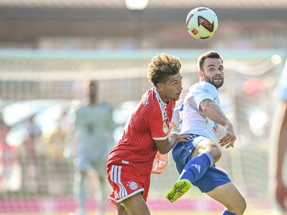 Rottach - Egern, Deutschland, 30.07.26: Tom Bischof (FC Bayern München) und Julian Wiefarn (FC Rottach-Egern) im Zweikampf waehrend des Friedly Match Spiels zwischen dem FC Rottach - Egern vs FC Bayern München im Stadion am Birkenmoos am 30. Juli 2026 in Rottach - Egern, Deutschland. (Foto von Harry Langer DeFodi Images) Rottach - Egern, Germany, 30.07.26: Tom Bischof (FC Bayern München) und Julian Wiefarn (FC Rottach-Egern) battle for the ball during the Friedly Match match between FC Rottach - Egern vs FC Bayern München at Stadion am Birkenmoos on July 30, 2026 in Rottach - Egern, Germany. (Photo by Harry Langer DeFodi Images) DFB DFL REGULATIONS PROHIBIT ANY USE OF PHOTOGRAPHS AS IMAGE SEQUENCES AND OR QUASI-VIDEO. (Photo by Harry Langer DeFodi Images) DFB DFL REGULATIONS PROHIBIT ANY USE OF PHOTOGRAPHS AS IMAGE SEQUENCES AND OR QUASI-VIDEO. - *** Rottach Egern, Germany, July 30, 2026: Tom Bischof of FC Bayern Munich and Julian Wiefarn of FC Rottach Egern battle for the ball during the friendly match between FC Rottach Egern and FC Bayern Munich at the Birkenmoos Stadium on July 30, 2026, in Rottach Egern, Germany. Photo by Harry Langer, DeFodi Images. Rottach Egern, Germany, July 30, 2026: Tom Bischof of FC Bayern Munich and Julian Wiefarn of FC Rottach Egern battle for the ball during the friendly match between FC Rottach Egern and FC Bayern Munich at Stadion am Birkenmoos on July 30, 2026, in Rottach Egern, Germany Photo by Harry Langer DeFodi Images DFB and DFL regulations prohibit any use of photographs as image sequences and or quasi-video Photo by Harry Langer DeFodi Images DFB and DFL regulations prohibit any use of photographs as imSEQUENCES AND OR QUASI-VIDEO