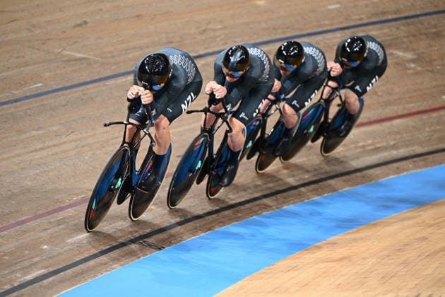 Glasgow 2026 Commonwealth Games Picture by Olly Hassell SWpix.com - 30 07 2026 - Glasgow 2026 Commonwealth Games - Track cycling, Rad, Radsport, Bahnrad, Bahn and Para Track Cycling - Sir Chris Hoy Velodrome, Glasgow, Scotland - Men s 4000m Team Pursuit - For Bronze - Marshall Erwood, George Jackson, Daniel Morton, Thomas Sexton of New Zealand Glasgow Sir Chris Hoy Velodrome Scotland Copyright: x xSWpix.comx(t axPhotographyxHubxLtd)xOllyxHassell SWpix.comx SWP-3030-16185