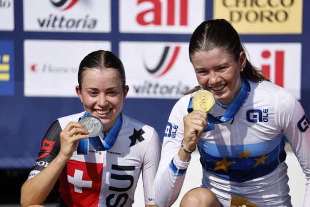 30.07.2026, Monteceneri, Monte Ceneri, 2026 UEC MTB European Championship, EM, Europameisterschaft XCC Women U23 s Final (cross country short track) Elina Benoit 6 (SUI) 2nd place and silver medal, Lea Huber 16 (SUI) 1st place, European Champion and gold medal Monteceneri Monte Ceneri Ticino Switzerland *** July 30, 2026, Monteceneri, Monte Ceneri, 2026 UEC MTB European Championship XCC Women U23 Final, cross-country short track: Elina Benoit 6 SUI, 2nd place and silver medal, Lea Huber 16 SUI 1st place, European Champion, and gold medal; Monteceneri, Monte Ceneri, Ticino, Switzerland Copyright: xJustPictures.ch FrancescoxMinghettix jp-en-FrMi-_NG_1746