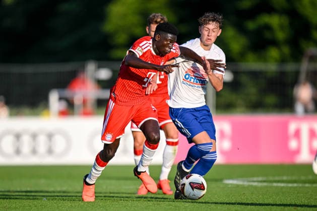 Rottach - Egern, Deutschland, 30.07.26: Bara Ndiaye (FC Bayern München) im Zweikampf waehrend des Friedly Match Spiels zwischen dem FC Rottach - Egern vs FC Bayern München im Stadion am Birkenmoos am 30. Juli 2026 in Rottach - Egern, Deutschland. (Foto von Harry Langer DeFodi Images) Rottach - Egern, Germany, 30.07.26: Bara Ndiaye (FC Bayern München) battle for the ball during the Friedly Match match between FC Rottach - Egern vs FC Bayern München at Stadion am Birkenmoos on July 30, 2026 in Rottach - Egern, Germany. (Photo by Harry Langer DeFodi Images) DFB DFL REGULATIONS PROHIBIT ANY USE OF PHOTOGRAPHS AS IMAGE SEQUENCES AND OR QUASI-VIDEO. (Photo by Harry Langer DeFodi Images) DFB DFL REGULATIONS PROHIBIT ANY USE OF PHOTOGRAPHS AS IMAGE SEQUENCES AND OR QUASI-VIDEO. - *** Rottach Egern, Germany, July 30, 2026: Bara Ndiaye of FC Bayern Munich battles for the ball during the friendly match between FC Rottach Egern and FC Bayern Munich at Stadion am Birkenmoos on July 30, 2026, in Rottach Egern, Germany. Photo by Harry Langer, DeFodi Images. Rottach Egern, Germany, July 30, 2026. Bara Ndiaye of FC Bayern Munich battles for the ball during the friendly match between FC Rottach Egern and FC Bayern Munich at Stadion am Birkenmoos on July 30, 2026 in Rottach Egern, Germany Photo by Harry Langer DeFodi Images DFB and DFL regulations prohibit any use of photographs as image sequences and or quasi-video Photo by Harry Langer DeFodi Images DFB and DFL regulations prohibit any use of photographs as imSEQUENCES AND OR QUASI-VIDEO