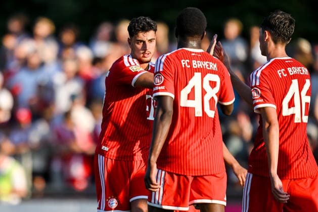 Rottach - Egern, Deutschland, 30.07.26: Aleksandar PavloviÄ‡ (FC Bayern München), Bastian Assomo (FC Bayern München) und Filip Pavic (FC Bayern München) gestikuliert, gestik waehrend des Friedly Match Spiels zwischen dem FC Rottach - Egern vs FC Bayern München im Stadion am Birkenmoos am 30. Juli 2026 in Rottach - Egern, Deutschland. (Foto von Harry Langer DeFodi Images) Rottach - Egern, Germany, 30.07.26: Aleksandar PavloviÄ‡ (FC Bayern München), Bastian Assomo (FC Bayern München) und Filip Pavic (FC Bayern München) gestures during the Friedly Match match between FC Rottach - Egern vs FC Bayern München at Stadion am Birkenmoos on July 30, 2026 in Rottach - Egern, Germany. (Photo by Harry Langer DeFodi Images) DFB DFL REGULATIONS PROHIBIT ANY USE OF PHOTOGRAPHS AS IMAGE SEQUENCES AND OR QUASI-VIDEO. (Photo by Harry Langer DeFodi Images) DFB DFL REGULATIONS PROHIBIT ANY USE OF PHOTOGRAPHS AS IMAGE SEQUENCES AND OR QUASI-VIDEO. - *** Rottach Egern, Germany, July 30, 2026 Aleksandar Pavlovic FC Bayern Munich, Bastian Assomo of FC Bayern Munich, and Filip Pavic of FC Bayern Munich gestured during the friendly match between FC Rottach Egern and FC Bayern Munich at the Stadion am Birkenmoos on July 30, 2026, in Rottach Egern, Germany. Photo by Harry Langer, DeFodi Images. Rottach Egern, Germany, July 30, 2026. Aleksandar Pavlovic FC Bayern Munich, Bastian Assomo of FC Bayern Munich, and Filip Pavic of FC Bayern Munich gesturing during the friendly match between FC Rottach Egern and FC Bayern Munich at Stadion am Birkenmoos on July 30, 2026, in Rottach Egern, Germany Photo by Harry Langer DeFodi Images DFB and DFL regulations prohibit any use of photographs as image sequences and or quasi-video Photo by Harry Langer DeFodi Images DFB and DFL regulations prohibit any use of photographs as imSEQUENCES AND OR QUASI-VIDEO