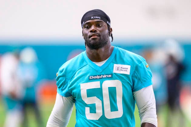 MIAMI GARDENS, FL - JULY 30: Miami Dolphins linebacker David Ojabo (50) warms up during the Miami Dolphins Training Camp on July 30, 2026, at the Baptist Health Training Complex in Miami Gardens, FL. (Photo by Doug Murray Icon Sportswire) NFL, American Football Herren, USA JUL 30 Dolphins Training Camp EDITORIAL USE ONLY Icon796260730082