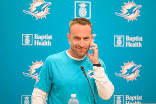 MIAMI GARDENS, FL - JULY 30: Miami Dolphins head coach Jeff Hafley smiles as he speaks with the media during the Miami Dolphins Training Camp on July 30, 2026, at the Baptist Health Training Complex in Miami Gardens, FL. (Photo by Doug Murray Icon Sportswire) NFL, American Football Herren, USA JUL 30 Dolphins Training Camp EDITORIAL USE ONLY Icon796260730084