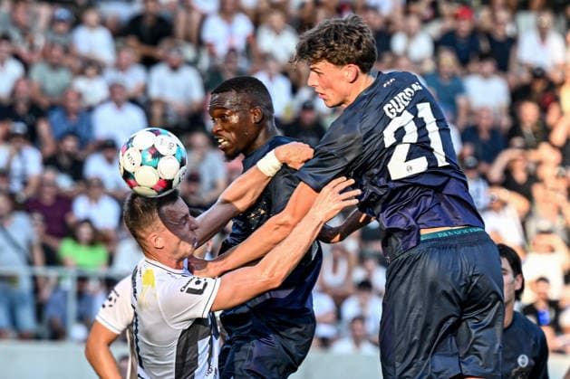 L-R Samuel Dancak of Hradec Kralove, Ieltsin Camoes of Tromso IL, and Tobias Guddal of Tromso IL in action during the second leg of the Europa League second qualifying round between FC Hradec Kralove and Tromso IL, Hradec Kralove, July 30, 2026. (CTKxPhoto DavidxTanecek) CTKPhotoP2026073008143  CTKPhotoP2026073008143
