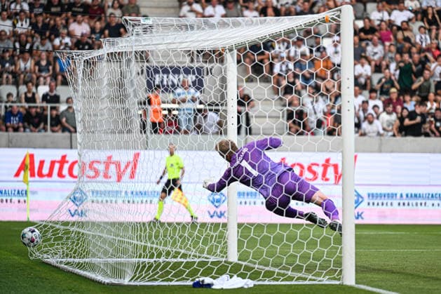 Tromso IL goalkeeper Jakob Haugaard concedes the third goal during the second leg of the Europa League second qualifying round between FC Hradec Kralove and Tromso IL, Hradec Kralove, July 30, 2026. (CTKxPhoto DavidxTanecek) CTKPhotoP2026073008330  CTKPhotoP2026073008330