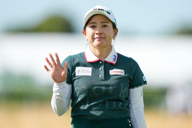 LYTHAM, ENGLAND - JULY 30: Kana Nagai (JPN) waves as she walks off the 17th green during Round 1 at the 50th AIG Women™s Open Championship at the Royal Lytham and St Anne™s Golf Club, Lytham on July 30, 2026 in Lancashire, England The 50th AIG Women™s Open Championship
