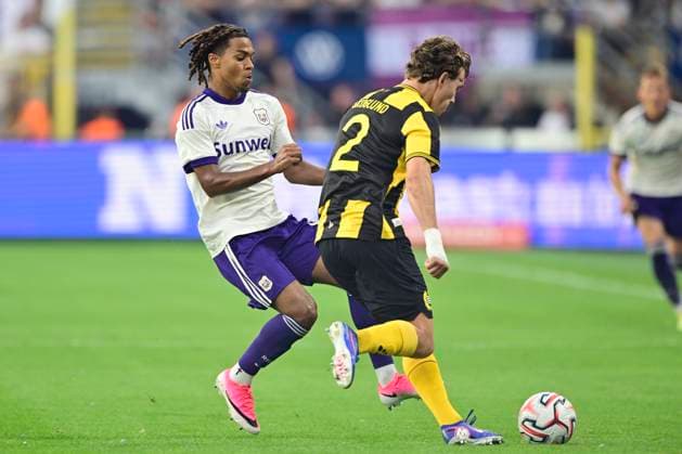 RSC Anderlecht v Hammarby IF - UEFA Europa League ANDERLECHT, BELGIUM - JULY 30 : Onia Seke Jayden forward of RSC Anderlecht in action during the UEFA Europa League 2025 26 second qualifying round second leg between RSC Anderlecht and Hammarby IF on July 30, 2026 in Anderlecht, Belgium, 30 07 2026 Anderlecht Belgium  Copyright: xJanxDexMeuleneirx