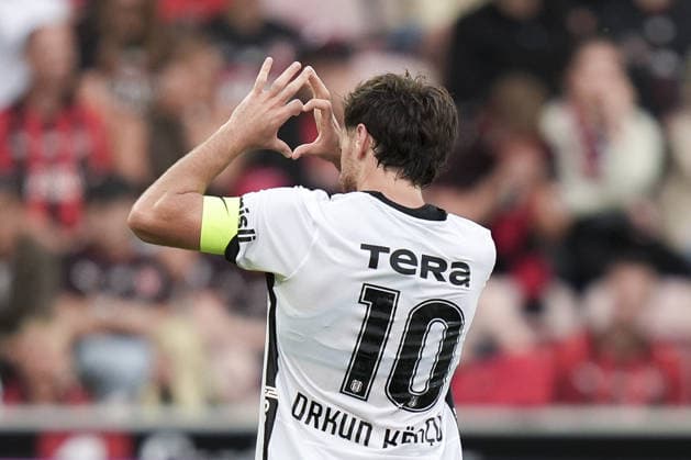 Midtjylland v Besiktas - UEFA Europa League HERNING, DENMARK - JULY 30: Orkun Kokcu of Besiktas celebrates after a goal during the UEFA Europa League second qualifying round second-leg match between Midtjylland and Besiktas at MCH Arena in Herning, Denmark, on July 30, 2026. Arife Karakum Anadolu Herning Denmark. Editorial use only. Please get in touch for any other usage.  Copyright: x2026xAnadoluxArifexKarakumx