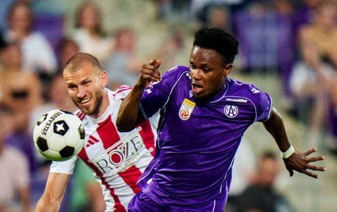 SOCCER - UEFA ECL, A.Wien vs Liepaja VIENNA,AUSTRIA,30.JUL.26 - SOCCER - UEFA Conference League, qualification, Austria Wien vs FK Liepaja. Image shows Kelvin Boateng (A.Wien) and Vjaceslavs Isajevs (Liepaja).  GEPAxpictures xEdgarxEisner