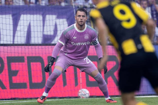 260730 RSC Anderlecht vs Hammarby IF goalkeeper Colin Coosemans (26) of Anderlecht pictured pictured during the Second qualifying round - 2nd leg in the 2026-2027 Uefa Europa League season between RSC Anderlecht and Hammarby IF from Sweden on July 30 , 2026 in Anderlecht, Belgium. (Photo by David Catry Isosport) Anderlecht Belgium  Copyright: xDavidxCatryx 20260730DC2_8667