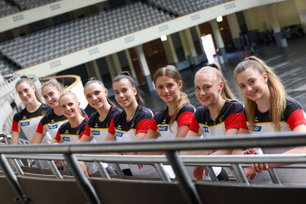 Frankfurt am Main, July 30, 2026: Team Germany from left Darja Varfolomeev (TSV Schmiden), Anna-Maria Shatokhin (TSV Schmiden), Anja Kosan (SC Siemensstadt), Helena Ripken (VfL Zehlendorf),Alisa Datsenko (TSV Schmiden), Anastasia Simakova (TSV Schmiden), Alina Ott (TSV Nürnberg 1846) and Lada Pusch (TSV Schmiden) during a media day from Deutscher Turner-Bund (DTB) ahead of the Rhythmic gymnastics, Rhythmische Sportgymnastik, RSG World Championships at Festhalle Frankfurt (Aug. 12 16.2026) *** Frankfurt am Main, July 30, 2026 Team Germany, from left: Darja Varfolomeev (TSV Schmiden), Anna Maria Shatokhin (TSV Schmiden), Anja Kosan (SC Siemensstadt), Helena Ripken (VfL Zehlendorf), Alisa Datsenko (TSV Schmiden), Anastasia Simakova (TSV Schmiden), Alina Ott (TSV Nürnberg 1846), and Lada Pusch (TSV Schmiden) during a media day hosted by the German Gymnastics Federation (DTB) ahead of the Rhythmic Gymnastics World Championships at the Festhalle Frankfurt on August 12–16, 2026 Copyright: HMBxMedia JoaquimxFerreira