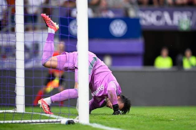 Sport Bilder des Tages RSC Anderlecht v Hammarby IF - UEFA Europa League ANDERLECHT, BELGIUM - JULY 30 : Coosemans Colin goalkeeper of RSC Anderlecht during the UEFA Europa League 2026 27 second qualifying round second leg between RSC Anderlecht and Hammarby IF on July 30, 2026 in Anderlecht, Belgium, 30 07 2026 Anderlecht Belgium  Copyright: xTomasxSiskx