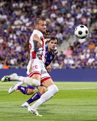 SOCCER - UEFA ECL, A.Wien vs Liepaja VIENNA,AUSTRIA,30.JUL.26 - SOCCER - UEFA Conference League, qualification, Austria Wien vs FK Liepaja. Image shows Vjaceslavs Isajevs (Liepaja) and Florian Wustinger (A.Wien).  GEPAxpictures xArminxRauthner