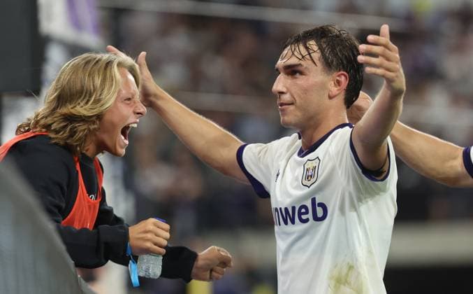 Anderlecht s Mihajlo Cvetkovic celebrates after scoring during a soccer game between Belgian RSC Anderlecht and Swedish Hammarby IF, Thursday 30 July 2026 in Brussels, the return leg of the second qualifying round for the UEFA Europa League. The first leg ended in a 1-1 draw. VIRGINIExLEFOUR  x182426430x