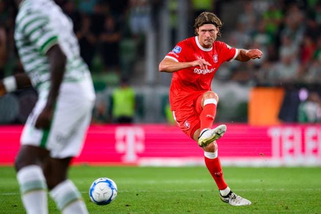 Budapest , 30-07-2026 , Groupama Arena , season 2026 2027 , UEFA Europa League play-off football , match between Ferencvarosi TC and FC Twente , picture shows FC Twente player Sam Lammers Ferencvarosi - Twente  x205336025x Copyright: