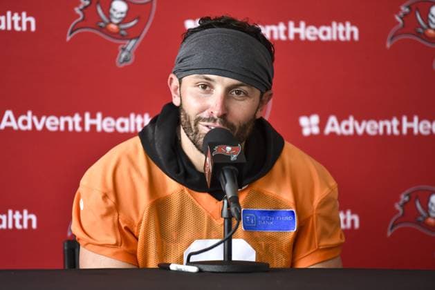 July 30, 2026, Tampa, Florida, USA: Tampa Bay Buccaneers 2026-2027 quarterback Baker Mayfield (6) speaks at a news conference during training camp. Florida News - July 30, 2026  - ZUMAp_bu 0863057868st Copyright: xHannahxWallsx
