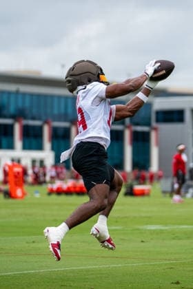 July 30, 2026, Tampa, Florida, U.S.A: Tampa Bay Buccaneers wide receiver No. 19 Kameron Johnson makes an impresive catch in training camp practice at the AdventHealth Training Center in Tampa Tampa U.S.A - ZUMAc282 20260730_zsp_c282_003 Copyright: xJustinxColenx