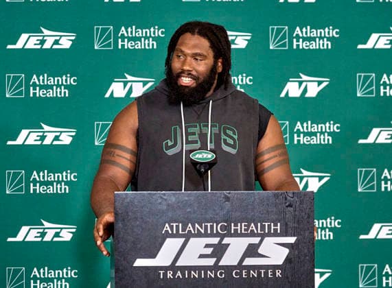 New York Jets defensive linemen Jowon Briggs (91) during press conference, PK, Pressekonferenz at training camp at the Atlantic Health Jets Training Center, Florham Park, New Jersey. CSM NFL, American Football Herren, USA 2026: NY Jets Training Camp JUL 30  - ZUMAc04_ 20260730_zma_c04_042 Copyright: xDuncanxWilliamsx