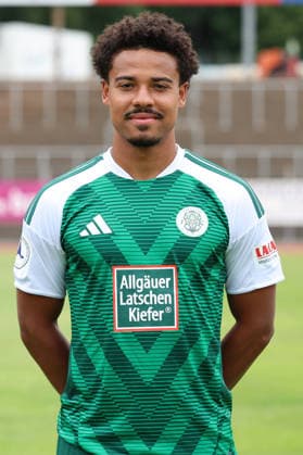 30.07.2026, xrekx, Fussball Regionalliga Suedwest, FC Homburg - Fototermin Saison 2026 27 v.l. Michael Guthörl (FC 08 Homburg) (DFL DFB REGULATIONS PROHIBIT ANY USE OF PHOTOGRAPHS as IMAGE SEQUENCES and or QUASI-VIDEO) Homburg *** July 30, 2026, xrekx, Regional League Southwest Soccer, FC Homburg Photo Session, 2026–27 Season, from left: Michael Guthörl, FC 08 Homburg. DFL and DFB regulations prohibit any use of photographs as image sequences and or quasi-video. Homburg