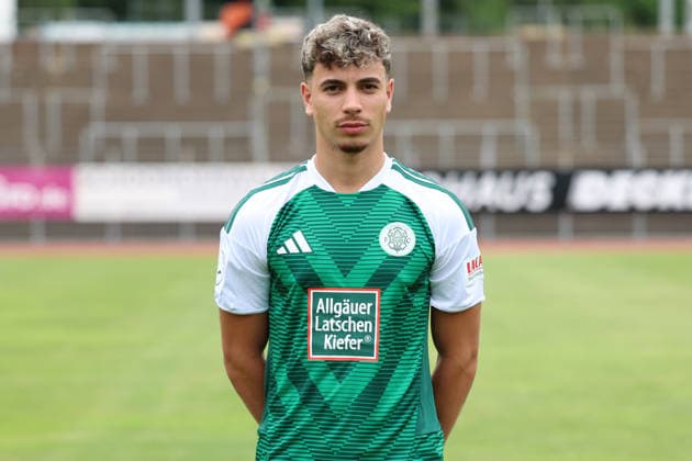 30.07.2026, xrekx, Fussball Regionalliga Suedwest, FC Homburg - Fototermin Saison 2026 27 v.l. Nicolas Jörg Joerg (FC 08 Homburg) (DFL DFB REGULATIONS PROHIBIT ANY USE OF PHOTOGRAPHS as IMAGE SEQUENCES and or QUASI-VIDEO) Homburg *** July 30, 2026, xrekx, Regional League Southwest Soccer, FC Homburg Photo Session, 2026–27 Season; from left: Nicolas, Jörg, Joerg, FC 08 Homburg. DFL and DFB regulations prohibit any use of photographs as image sequences and or quasi-video. Homburg