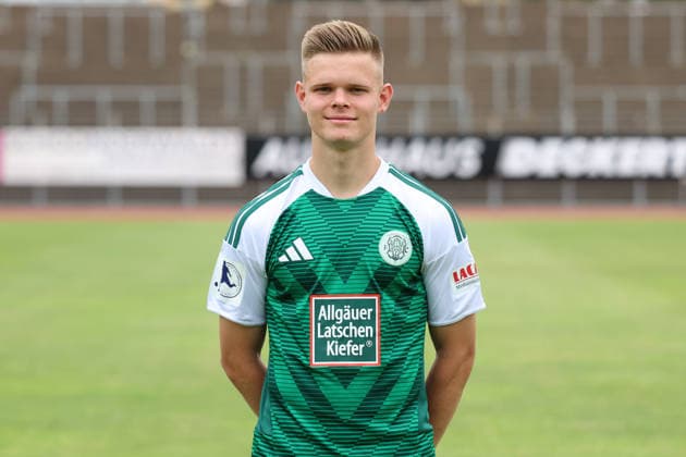 30.07.2026, xrekx, Fussball Regionalliga Suedwest, FC Homburg - Fototermin Saison 2026 27 v.l. Jan-Erik Eichhorn (FC 08 Homburg) (DFL DFB REGULATIONS PROHIBIT ANY USE OF PHOTOGRAPHS as IMAGE SEQUENCES and or QUASI-VIDEO) Homburg *** July 30, 2026, xrekx, Regional League Southwest Soccer, FC Homburg Photo Op, 2026–27 Season, from left: Jan Erik Eichhorn, FC 08 Homburg. DFL and DFB regulations prohibit any use of photographs as image sequences and or quasi-video. Homburg