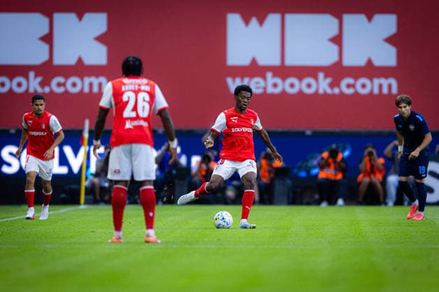 Jean-Baptiste Gorby seen during UEFA Conference League qualifying game between teams of SC Braga and FK Zeleznicar Pancevo (Luis Santos Ball Raw Images) Braga Estadio Municipal de Braga Portugal Copyright: xLuisxSantosx luissantos_braga_zeleznicar_2627_35