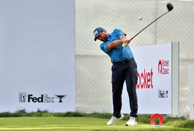 U.S. Senior Open Championship DETROIT, MICHIGAN - JULY 30: John Parry of Harrogate, England hits from the 13th tee during the first round of the Rocket Classic 2026 at the Detroit Golf Club in Detroit, Michigan, USA, July 30, 2026. Detoit Michian United States  Copyright: xAmyxLemusx originalFilename:lemus-ussenior260730_np1QA.jpg