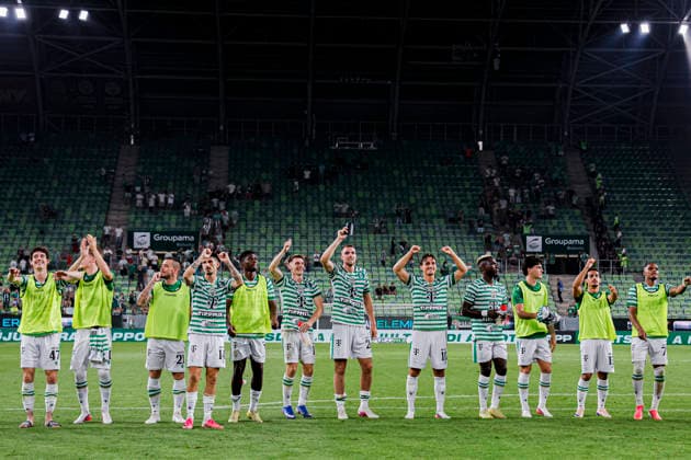 BUDAPEST, HUNGARY - JULY 30: Players of Ferencvaros celebrates their sides win with Fans and Supporters of Ferencvaros after the UEFA Europa League 2026 27 Second Qualifying Round Second Leg match between Ferencvaros and FC Twente at Groupama Arena on July 30, 2026 in Budapest, Hungary.  Copyright: xMTB-Photo MB-Mediax