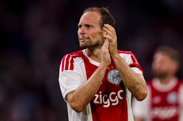 AMSTERDAM, NETHERLANDS - JULY 30: Daley Blind of AFC Ajax applauds the fans after the UEFA Conference League 2026 27 second qualifying round second leg match between AFC Ajax and at Johan Cruijff Arena on July 30, 2026 in Amsterdam, Netherlands.  Copyright: xRenexNijhuis MBxMediax