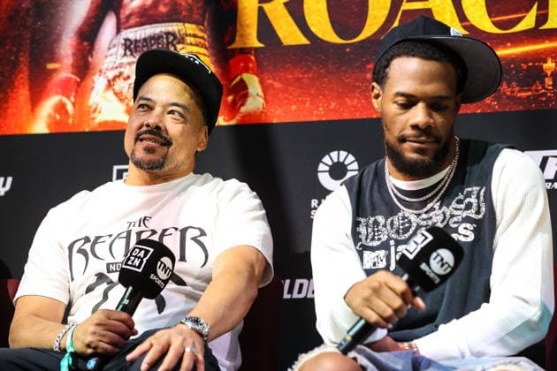 July 30, 2026: (L-R) Lamont Roach Sr. and son Lightweight Lamont Roach Jr. on stage during the press conference, PK, Pressekonferenz for the Roach Jr. vs Zepeda event at the Skybox Lounge inside the Virgin Hotels on July 30, 2026 in Las Vegas, NV. CSM. Las Vegas United States of America - ZUMAc04_ 20260730_zma_c04_108 Copyright: xChristopherxTrimx