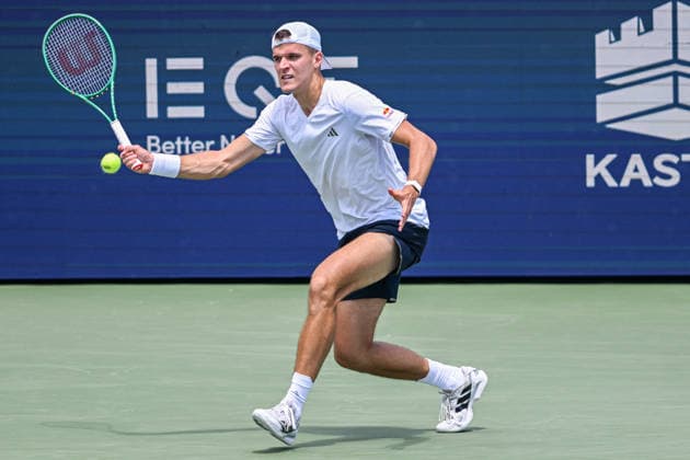 July 30, 2026, Washington, D.C, U.S: JAKUB MENSIK hits a forehand during his match against Brandon Nakashima at the Rock Creek Tennis Center. Washington U.S - ZUMAg196 20260730_zap_g196_013 Copyright: xKylexGustafsonx