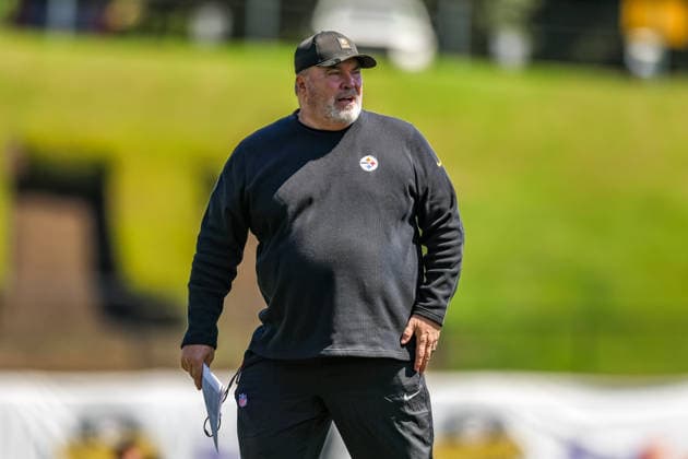 July 30, 2026, Latrobe, Pennsylvania, USA: Pittsburgh Steelers head coach MIKE MCCARTHY during the Pittsburgh Steelers Training Camp in Latrobe, Pennsylvania. Latrobe USA - ZUMAg257 20260730_zsp_g257_027 Copyright: xBrentxGudenschwagerx