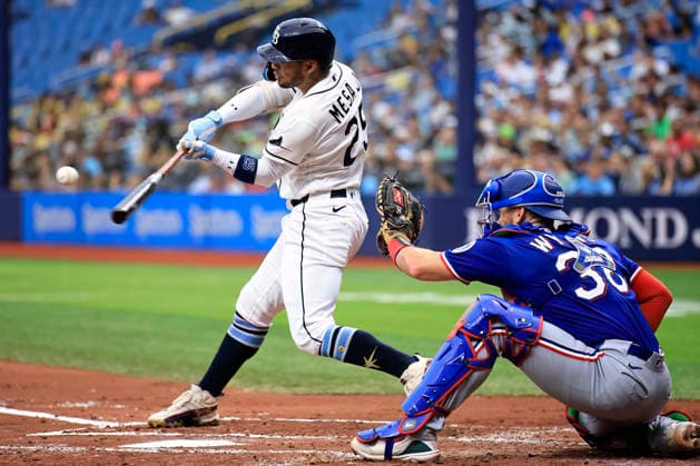 July 30, 2026, St. Petersburg, Florida, USA: Tampa Bay Rays right fielder Victor Mesa Jr. (25) fouls off a pitch during an MLB, Baseball Herren, USA game against the Texas Rangers on July 30, 2026 at Tropicana Field. The Rays beat the Rangers 3-2 and won the series. MLB 2026: Tampa Bay Rays 3 : 2 Texas Rangers  - ZUMAh180 20260730_zsp_h180_001 Copyright: xKimxHukarix