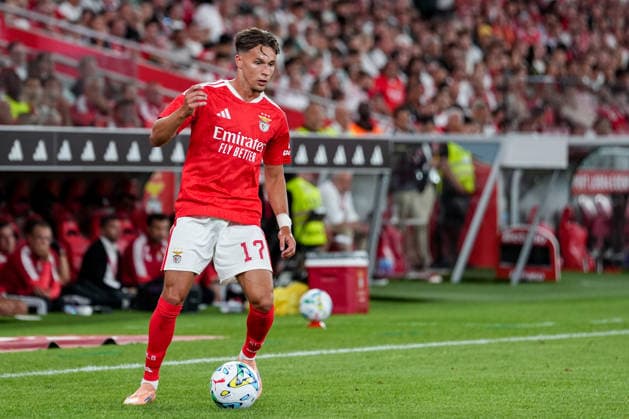 Fussball, UEFA Europa League Qualifikation: SL Benfica vs. FC St. Gallen 1879, Donnerstag, 30.07.2026 (Estadio da Luz, Lissabon, Portugal); Amar DediÄ‡, Amar Dedic (17, SL Benfica) *** Soccer, UEFA Europa League Qualifying: SL Benfica vs. FC St. Gallen 1879, Thursday, July 30, 2026, Estadio da Luz, Lisbon, Portugal, Amar Dedic, Amar Dedic 17, SL Benfica Copyright: xValentinxDomgjonix