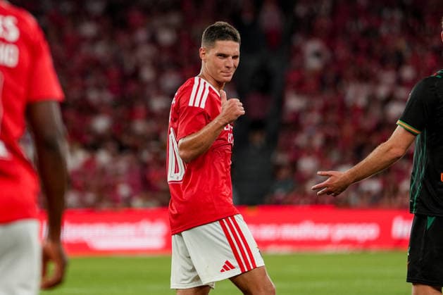 Fussball, UEFA Europa League Qualifikation: SL Benfica vs. FC St. Gallen 1879, Donnerstag, 30.07.2026 (Estadio da Luz, Lissabon, Portugal); Heorhiy Sudakov (10, SL Benfica) *** Soccer, UEFA Europa League Qualifying: SL Benfica vs. FC St. Gallen 1879, Thursday, July 30, 2026, Estadio da Luz, Lisbon, Portugal; Heorhiy Sudakov 10, SL Benfica Copyright: xValentinxDomgjonix