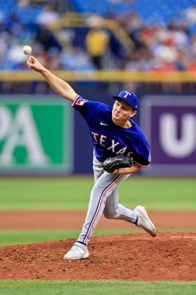 July 30, 2026, St. Petersburg, Florida, USA: Texas Rangers pitcher Ben Peoples (70) delivers a pitch during an MLB, Baseball Herren, USA game against the Tampa Bay Rays on July 30, 2026 at Tropicana Field. The Rays beat the Rangers 3-2 and won the series. MLB 2026: Tampa Bay Rays 3 : 2 Texas Rangers  - ZUMAh180 20260730_zsp_h180_033 Copyright: xKimxHukarix