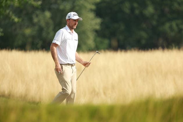 Rocket Classic DETROIT, MICHIGAN - JULY 30: Russell Henley of the United walks on the 17th green during the first round of the Rocket Classic 2026 at the Detroit Country Club in Detroit, Michigan, MI, USA Thursday, July 30, 2026. Detroit Michigan United States  Copyright: xJorgexLemusx originalFilename:lemus-rocketcl260730_npzCD.jpg